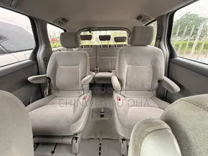 Toyota Sienna 2005 Green