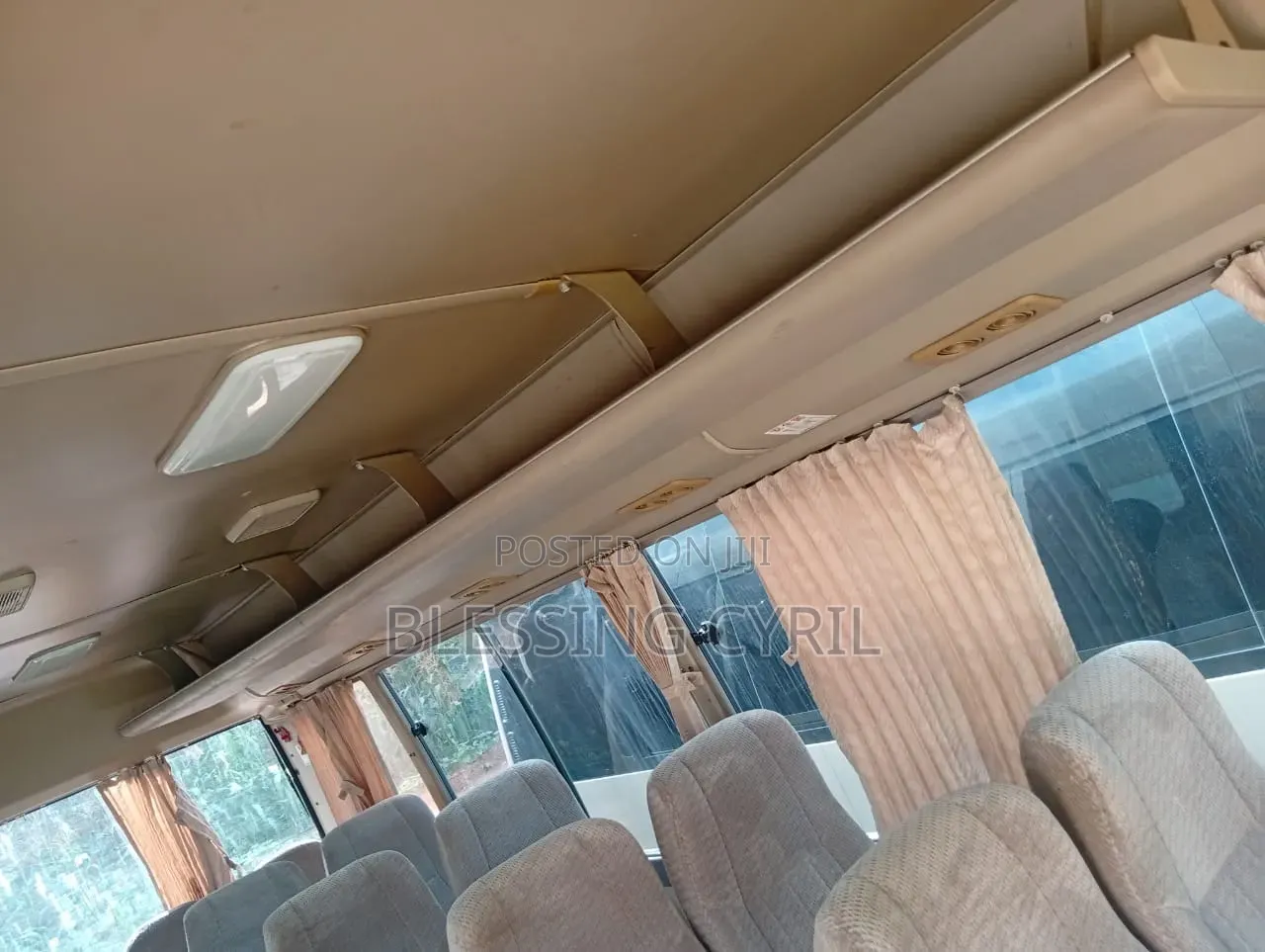 Toyota Coaster 2010 Gold