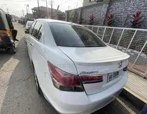 Honda Accord 2010 White