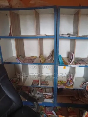 3 Pieces of Shop Divider/ Shelf