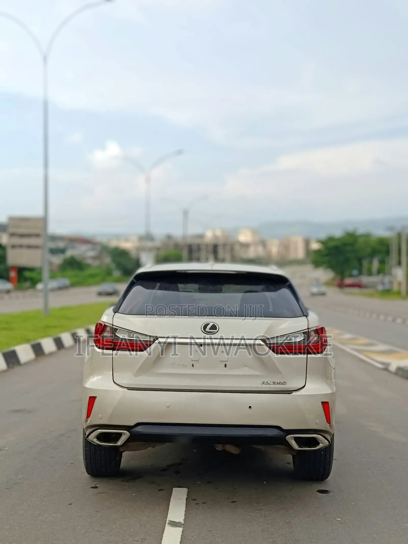 Lexus RX 350 AWD 2017 Gold