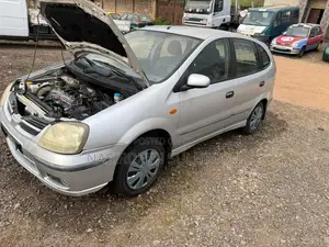 Nissan Almera Tino 2005 Silver