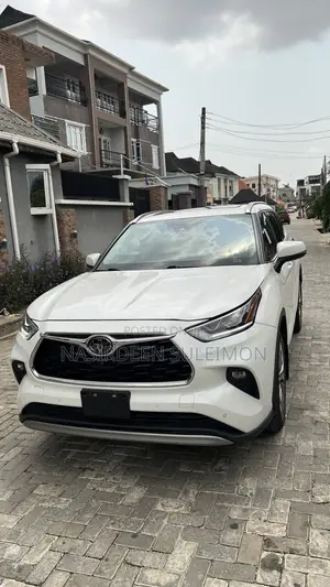 Toyota Highlander Platinum AWD 2020 White