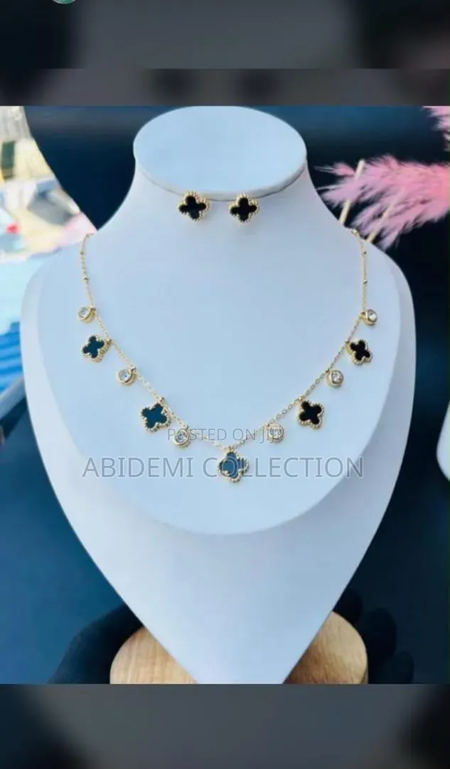 Beautiful Necklace Set