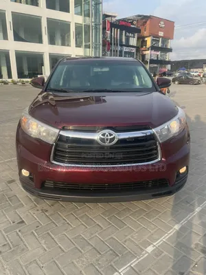 Toyota Highlander 2015 Red