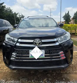 Toyota Highlander 2016 Black