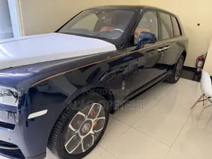 New Rolls-Royce Cullinan Black Badge 2024 Blue