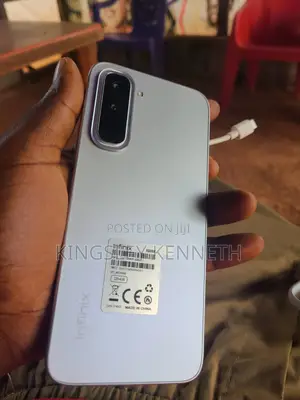 Infinix Hot 70 128 GB White