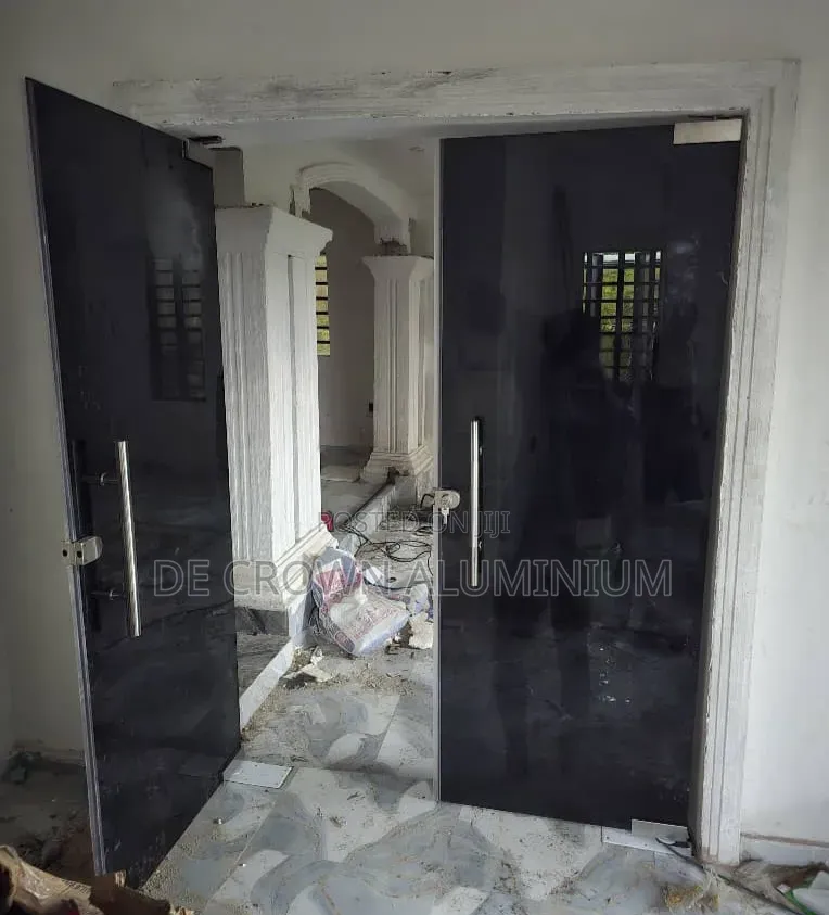 Glass Ante Frameless Door