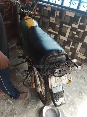 Bajaj Boxer 125 2021