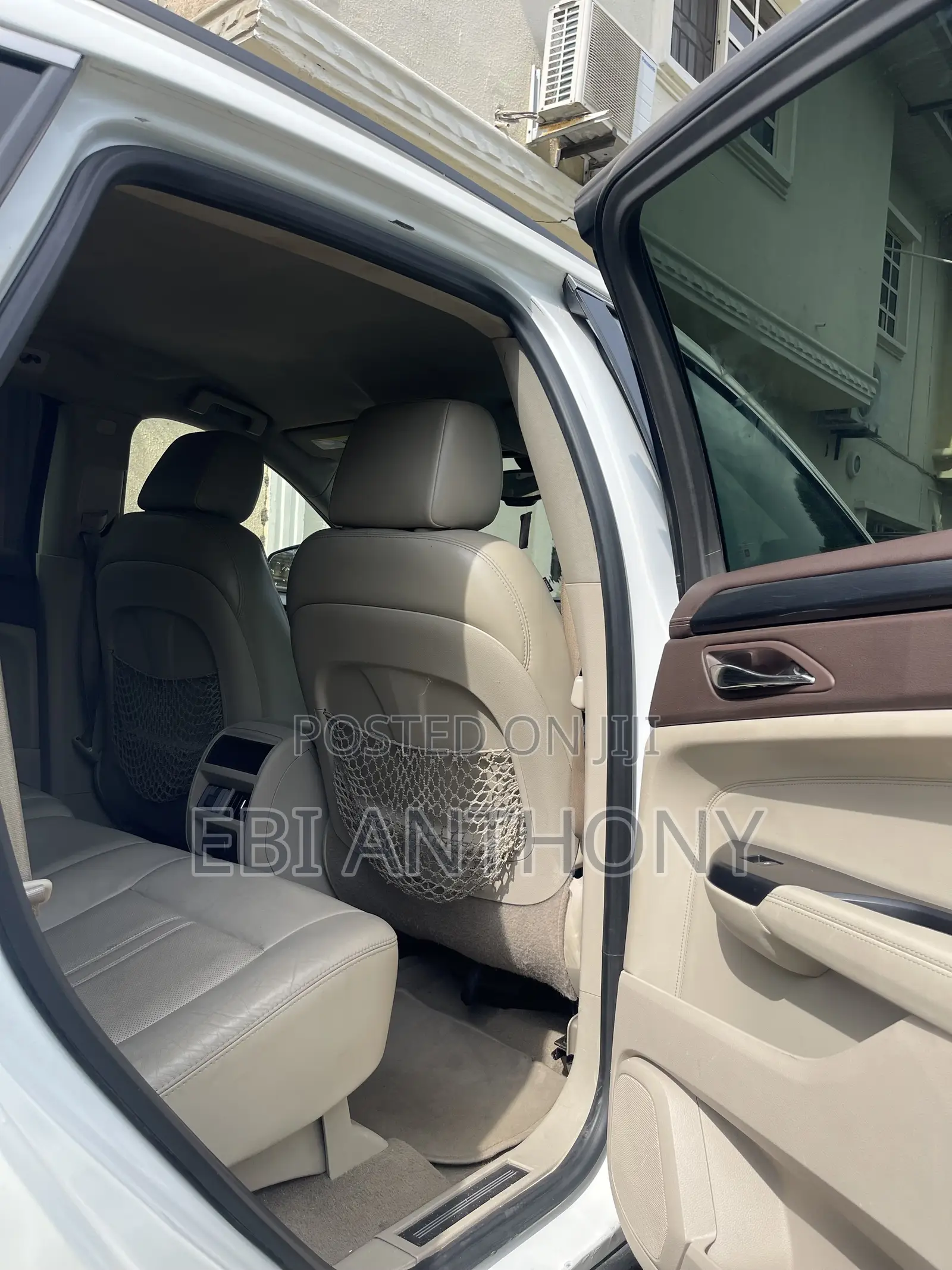 Cadillac SRX 3.6 AWD 2013 White