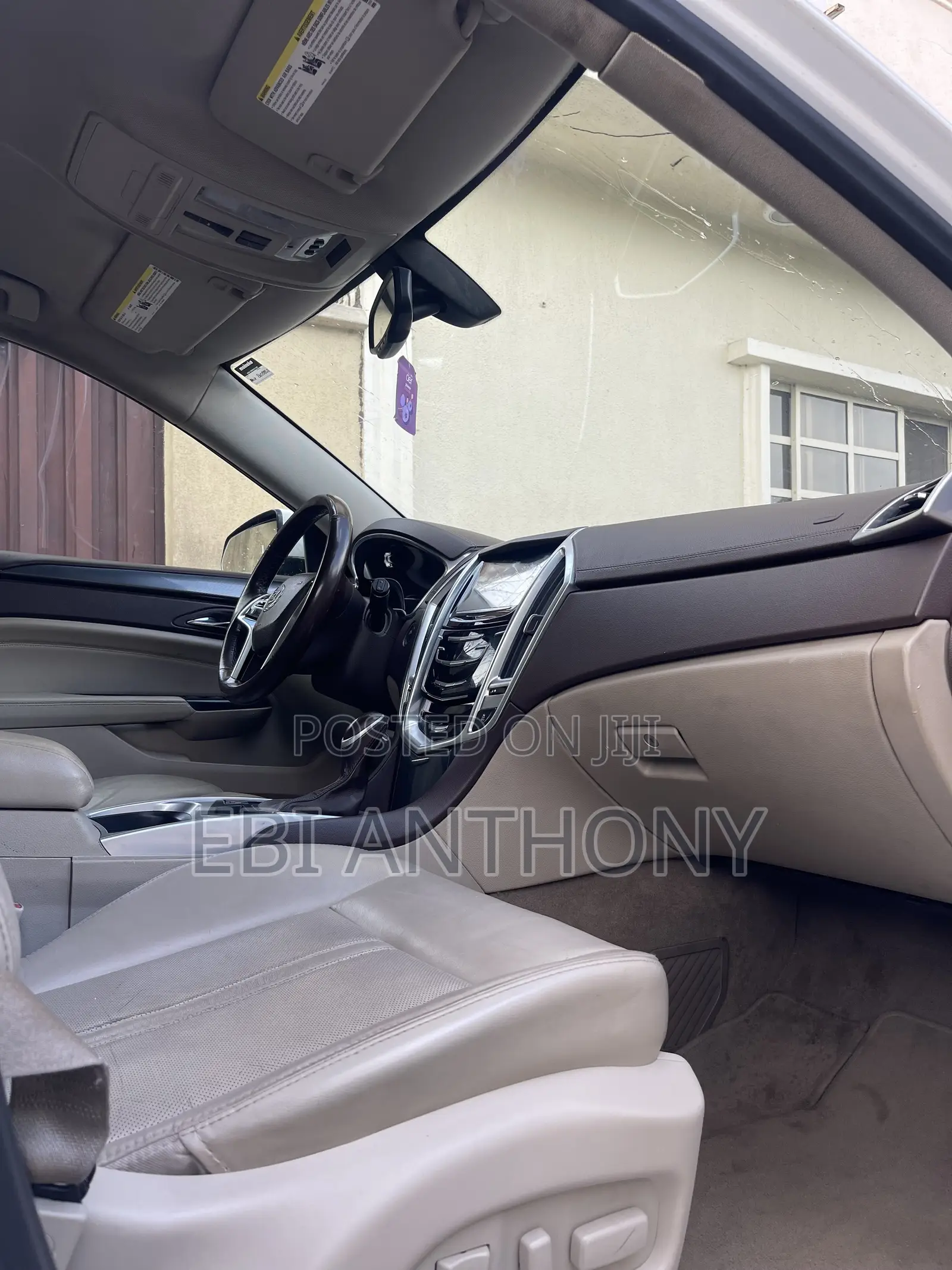 Cadillac SRX 3.6 AWD 2013 White