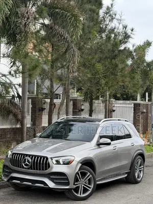 Mercedes-Benz GLE-Class 2022 Gold