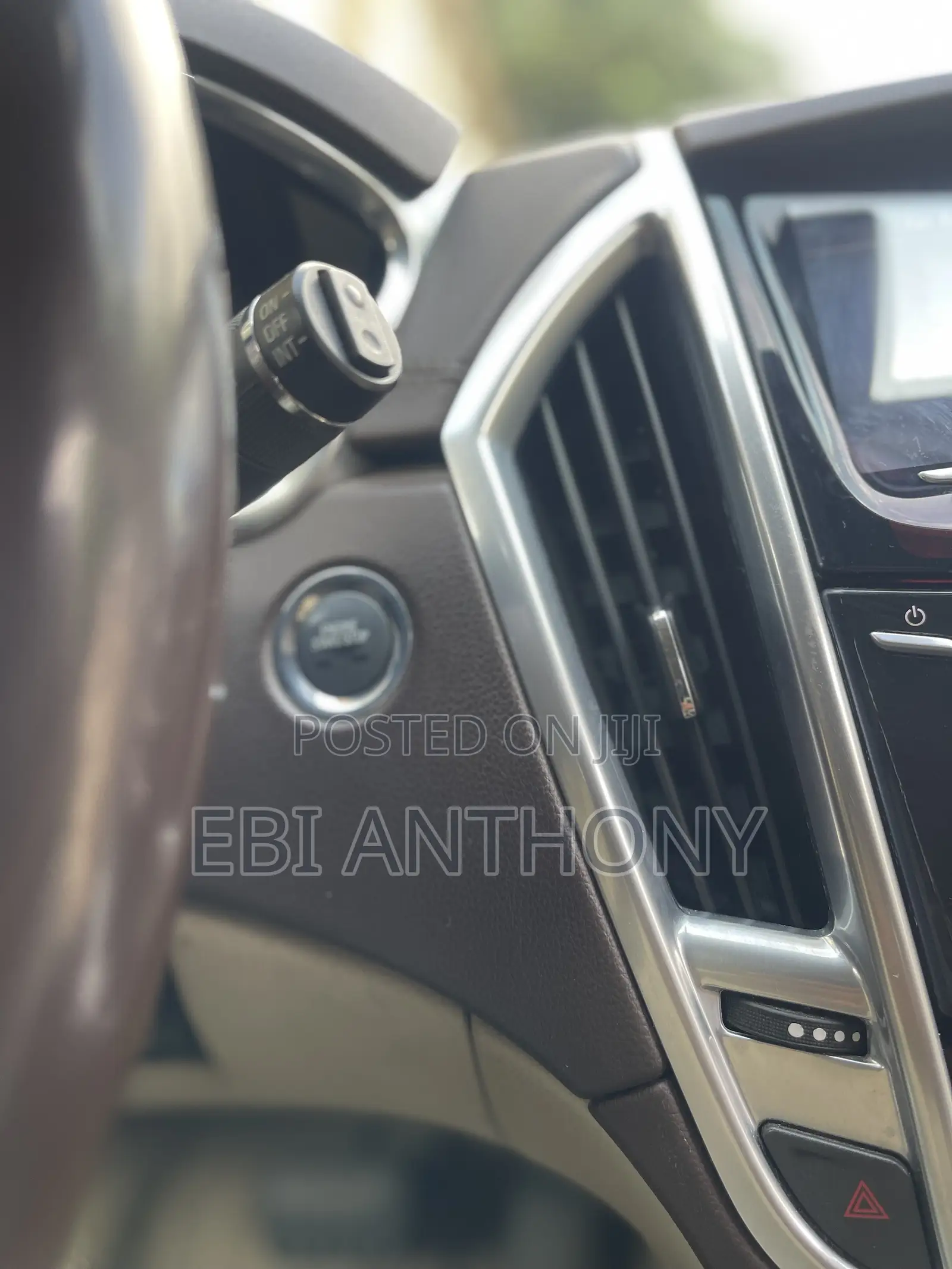 Cadillac SRX 3.6 AWD 2013 White