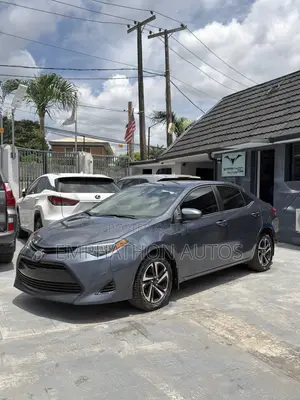 Toyota Corolla 2018 Gray