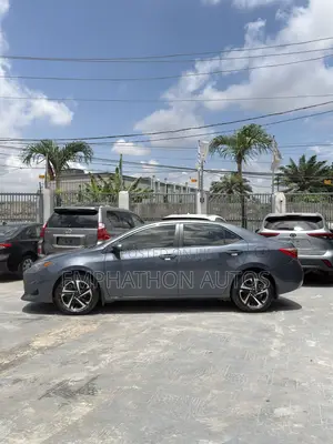 Toyota Corolla 2018 Gray