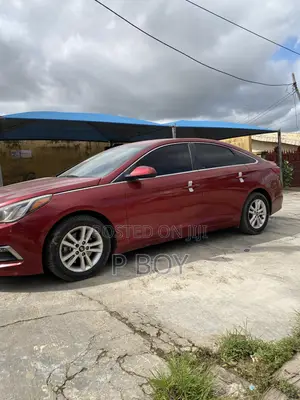 Hyundai Sonata SE 4dr Sedan (2.4L 4cyl 6A) 2015 Burgundy