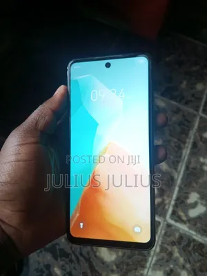 Tecno Spark 20 128 GB Gold