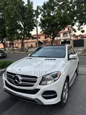 Mercedes-Benz GLE-Class 2016 White