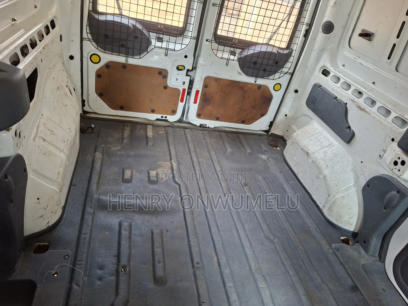 Ford Transit Connect 2011 White