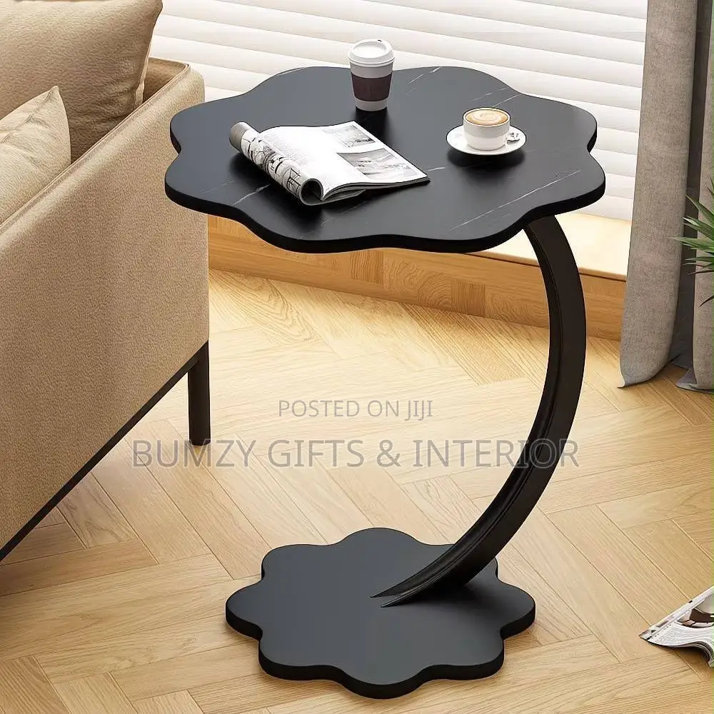 C-Curve Side Table