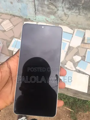 Samsung Galaxy A06 64 GB Gold