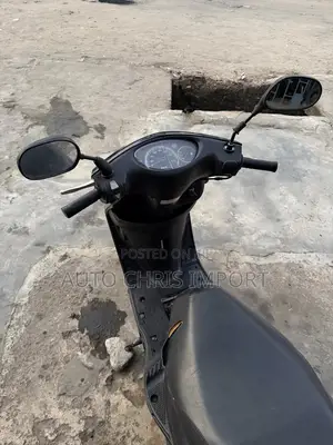 Yamaha 2012 Black