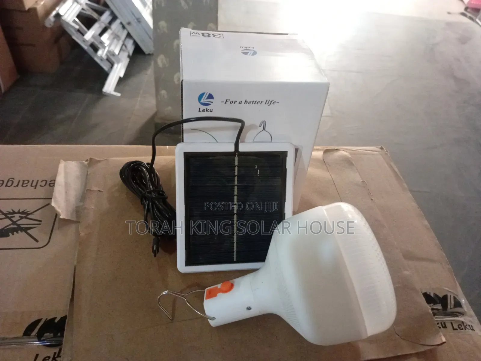 Portable Rechargeable Led Bulb LK - 7813C