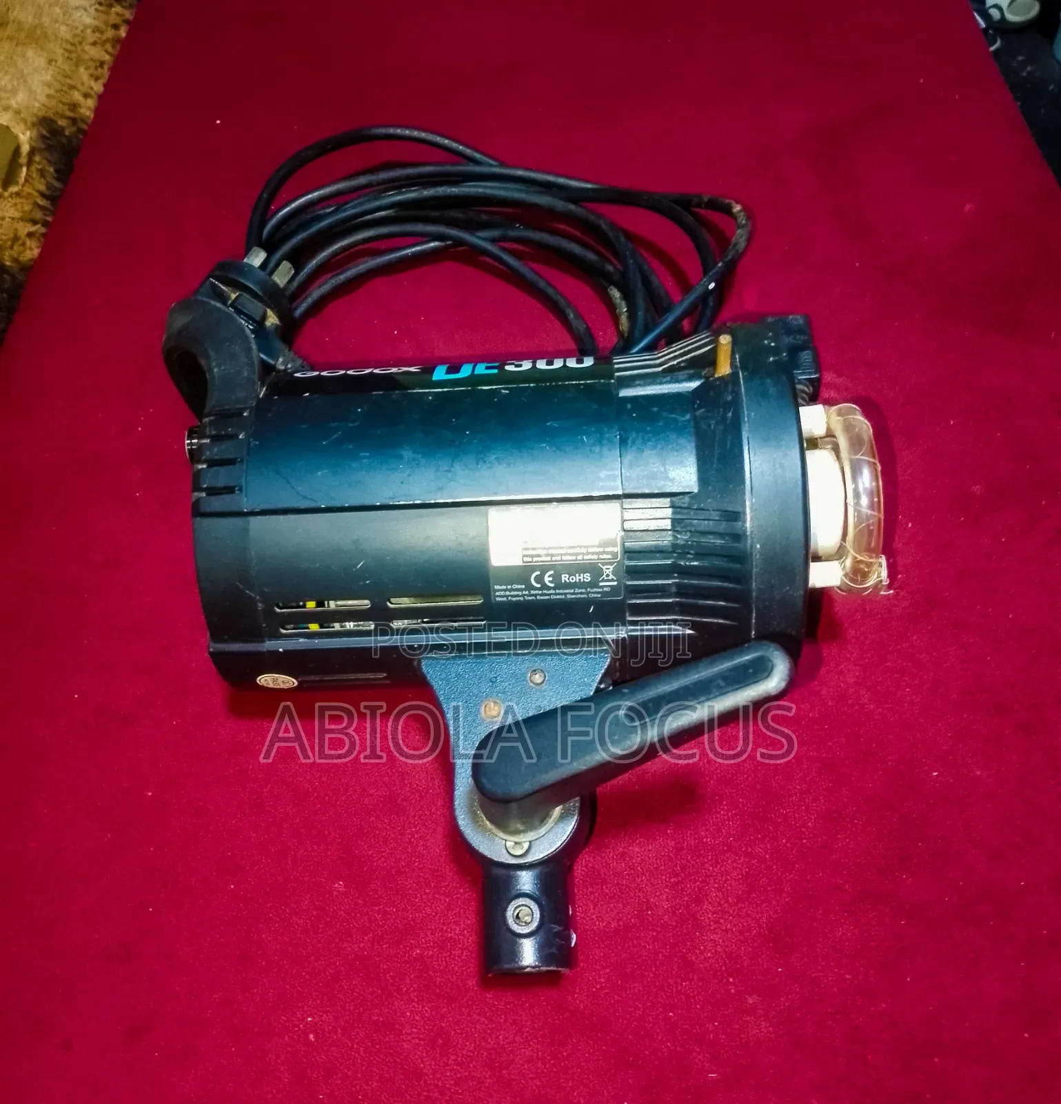 Godox DE300 Strobe Light