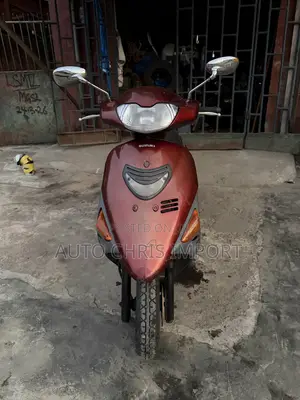 Suzuki 2007 Red