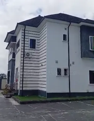 4bdrm Duplex in Opete, Warri for sale
