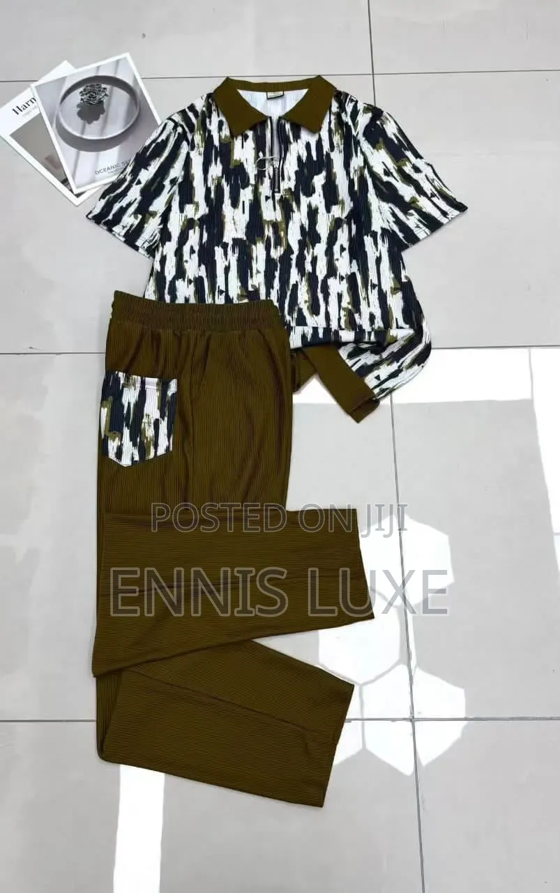 QUALITY Men's Two Piece