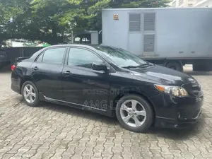 Toyota Corolla S 4dr Sedan (1.8L 4cyl 4A) 2011 Black
