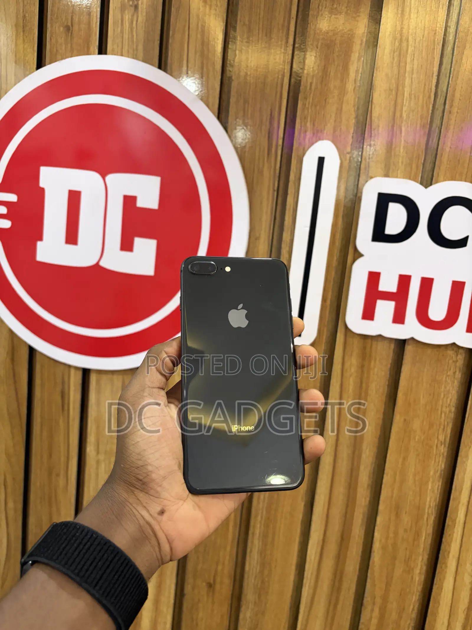 Apple iPhone 8 Plus 64 GB Black