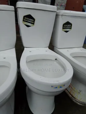 Golden Diamond Top-Flush Two-Piece Ceramic Water Closet