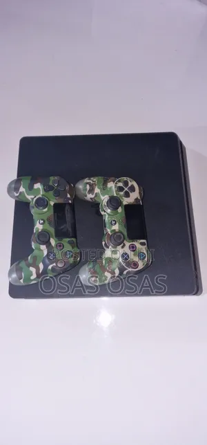 Neatly Used Pes 4