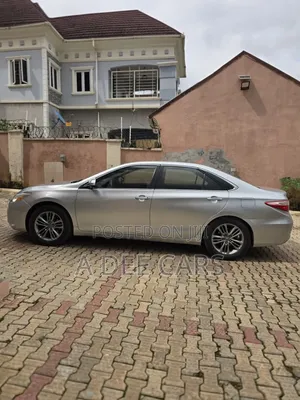 Toyota Camry 2015 Silver