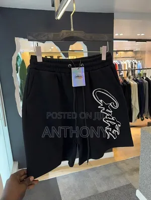 Short Joggers Available in Diffrent Colors Nd print.Dozen Price#96,000