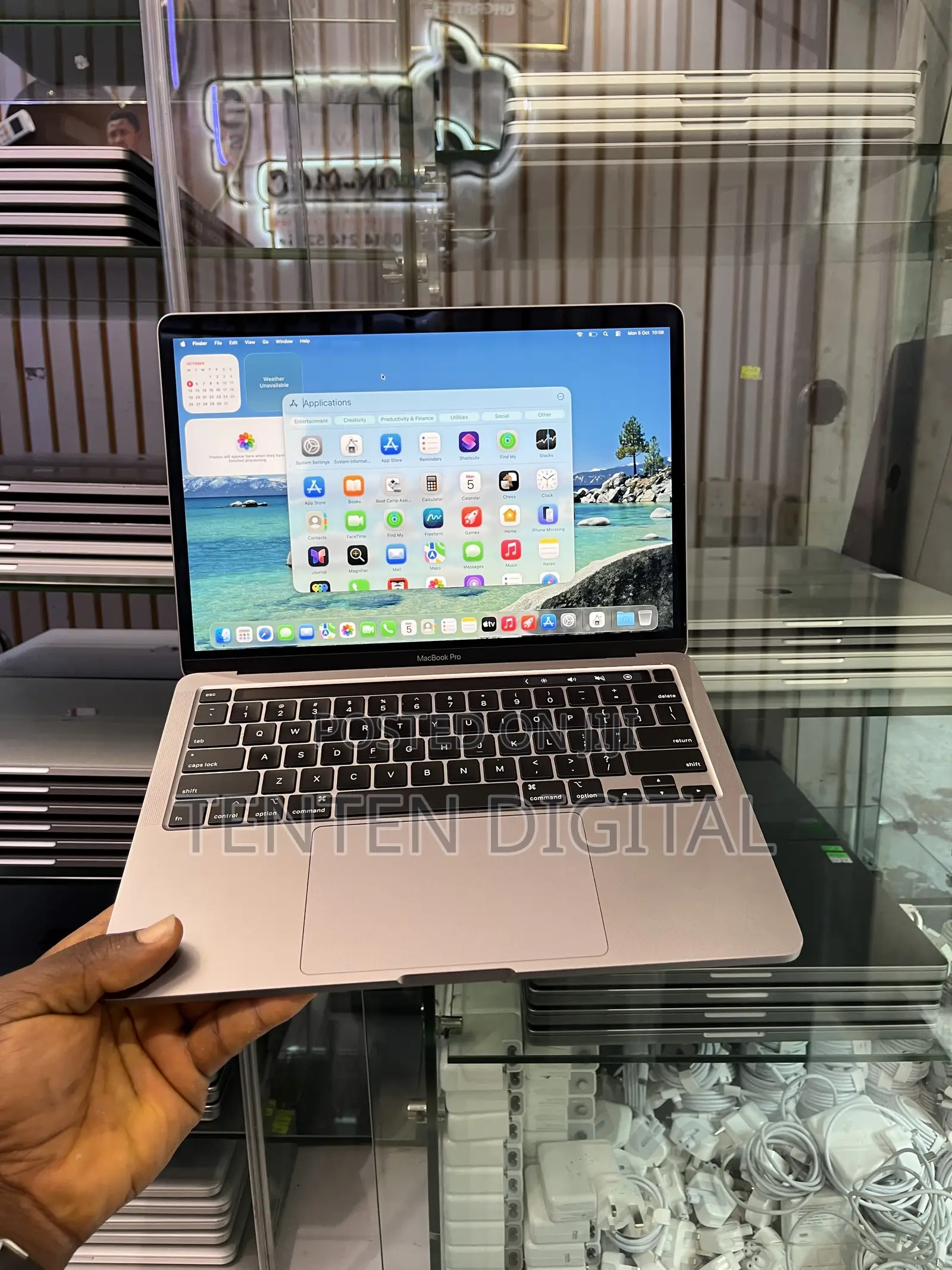 Laptop Apple MacBook Pro 2020 16GB Intel Core i7 SSD 512GB