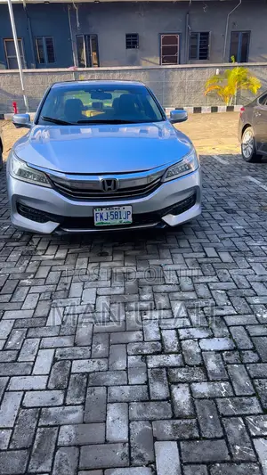 Honda Accord EX-L V-6 4dr Sedan FWD (3.5L 6cyl 6A) 2016 Silver
