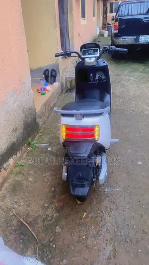 Kymco Agility 2023 White