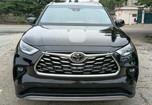 Toyota Highlander Platinum 2022 Matt Black