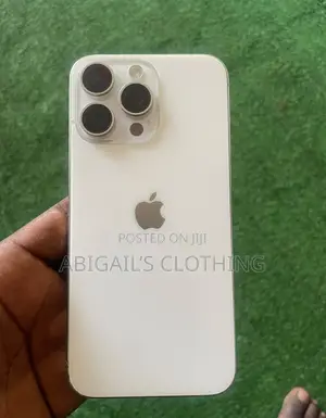 Apple iPhone 15 Pro Max 256 GB White