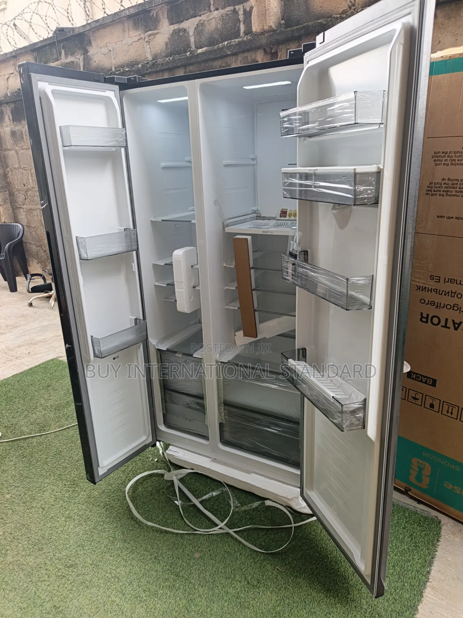 Hisense 529L Side by Side Large Capacity Refrigerator
