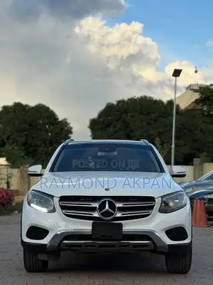 Mercedes-Benz GLC-Class 2017 White