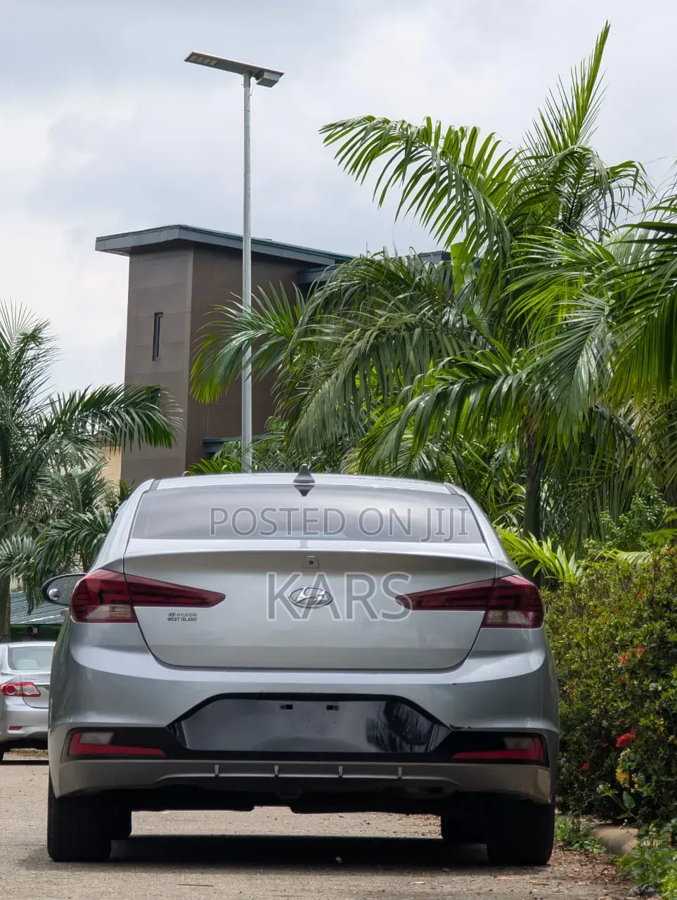 Hyundai Elantra 2020 Silver