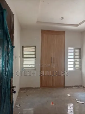 3bdrm Block of Flats in Benin City for rent