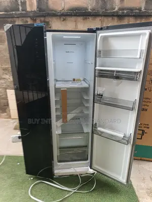 Hisense 529L Spacious Side by Side Family Refrigerator