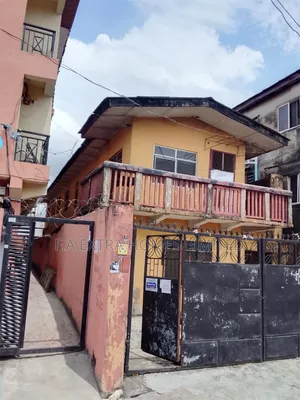 1bdrm Block of Flats in Shomolu / Shomolu for sale