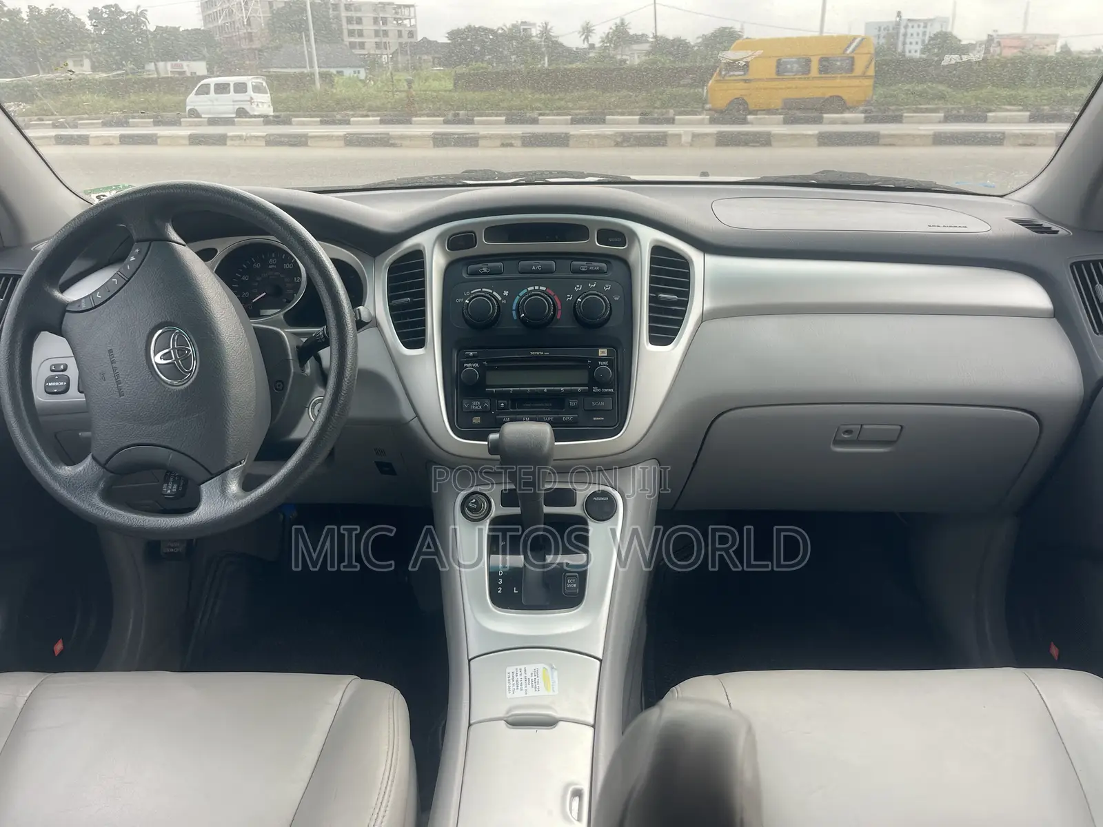 Toyota Highlander 2005 Gray